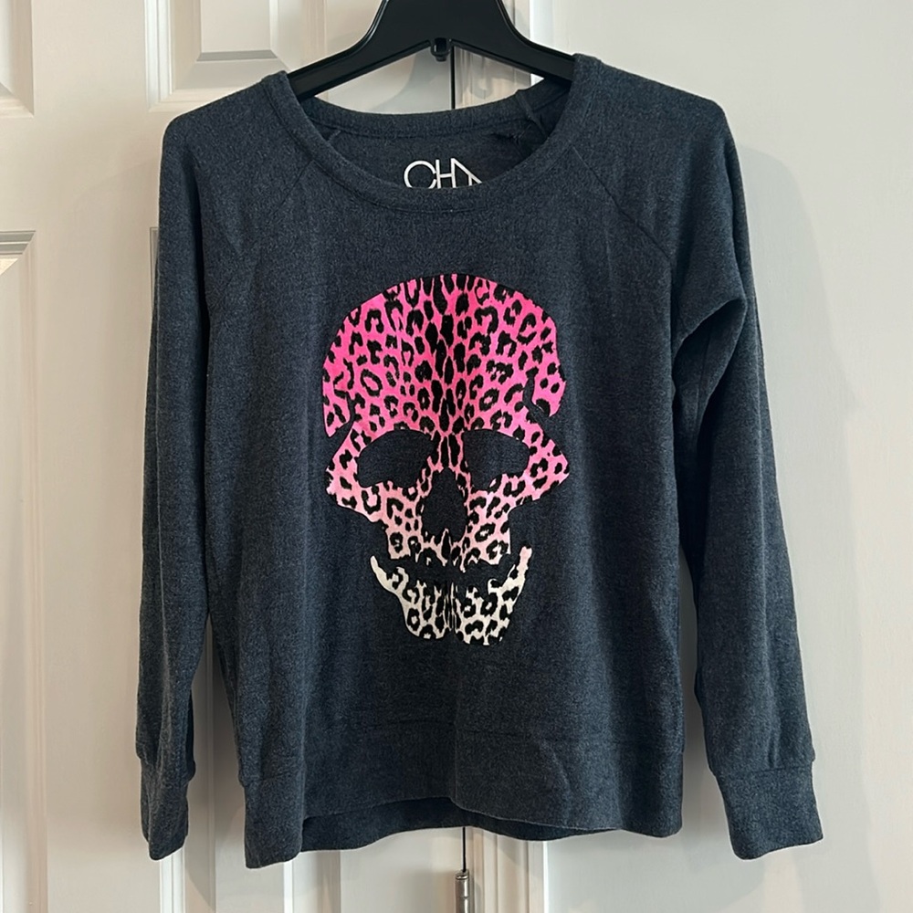 NWT CHASER LEOPARD SKULL SWEATSHIRT